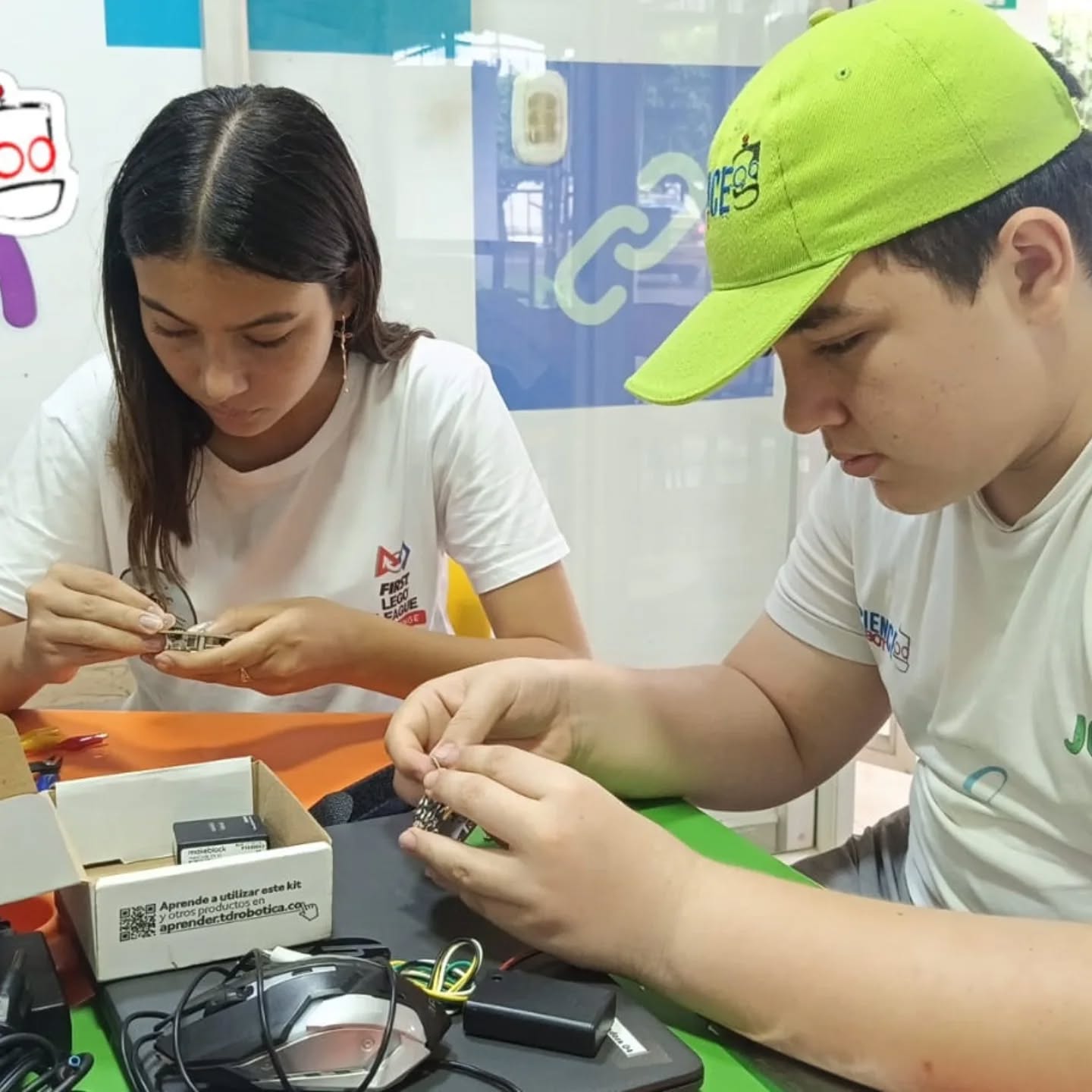 Explorando la Electrónica