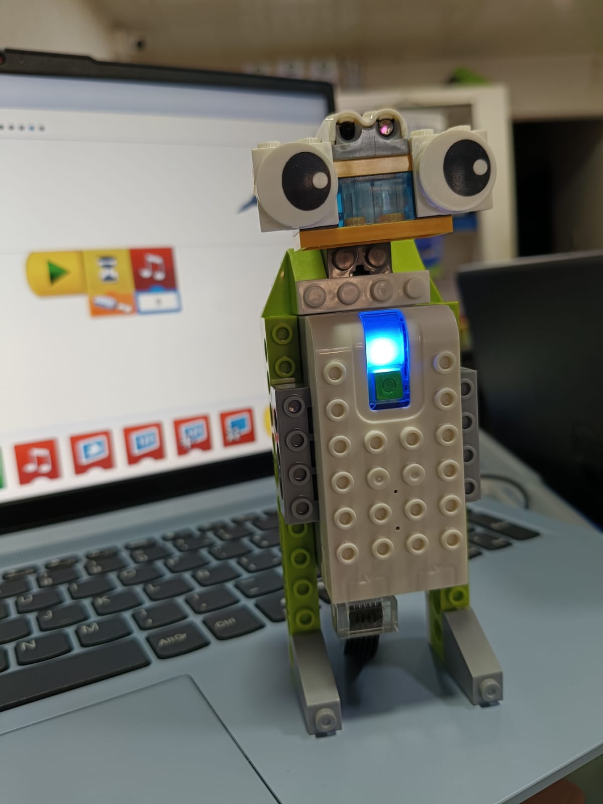 Programación avanzada de robots